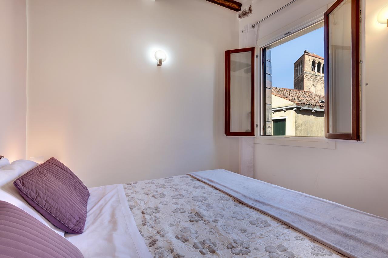 Botteri Palace Apartments By Wonderful Italy Velence Kültér fotó