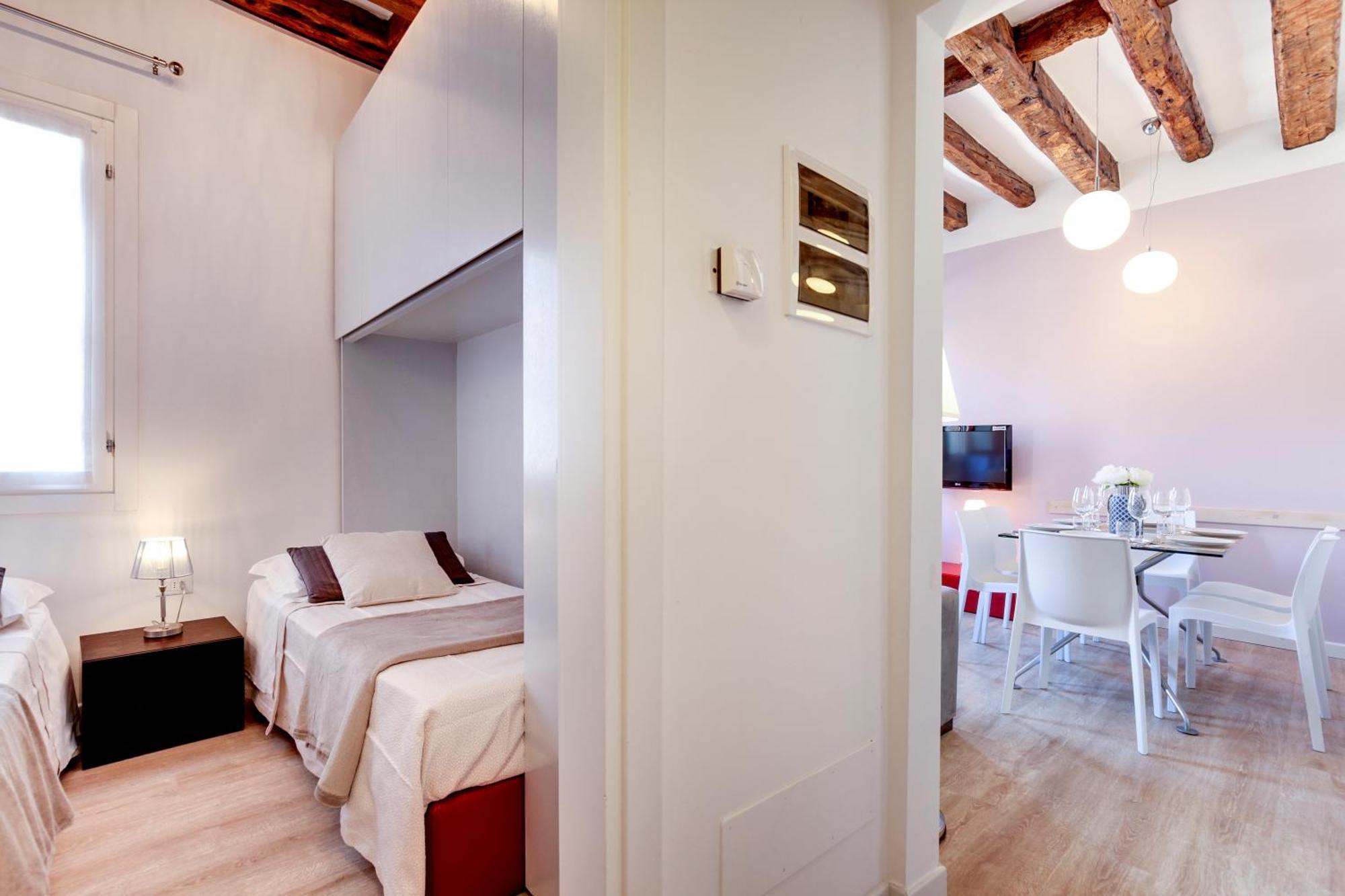 Botteri Palace Apartments By Wonderful Italy Velence Kültér fotó